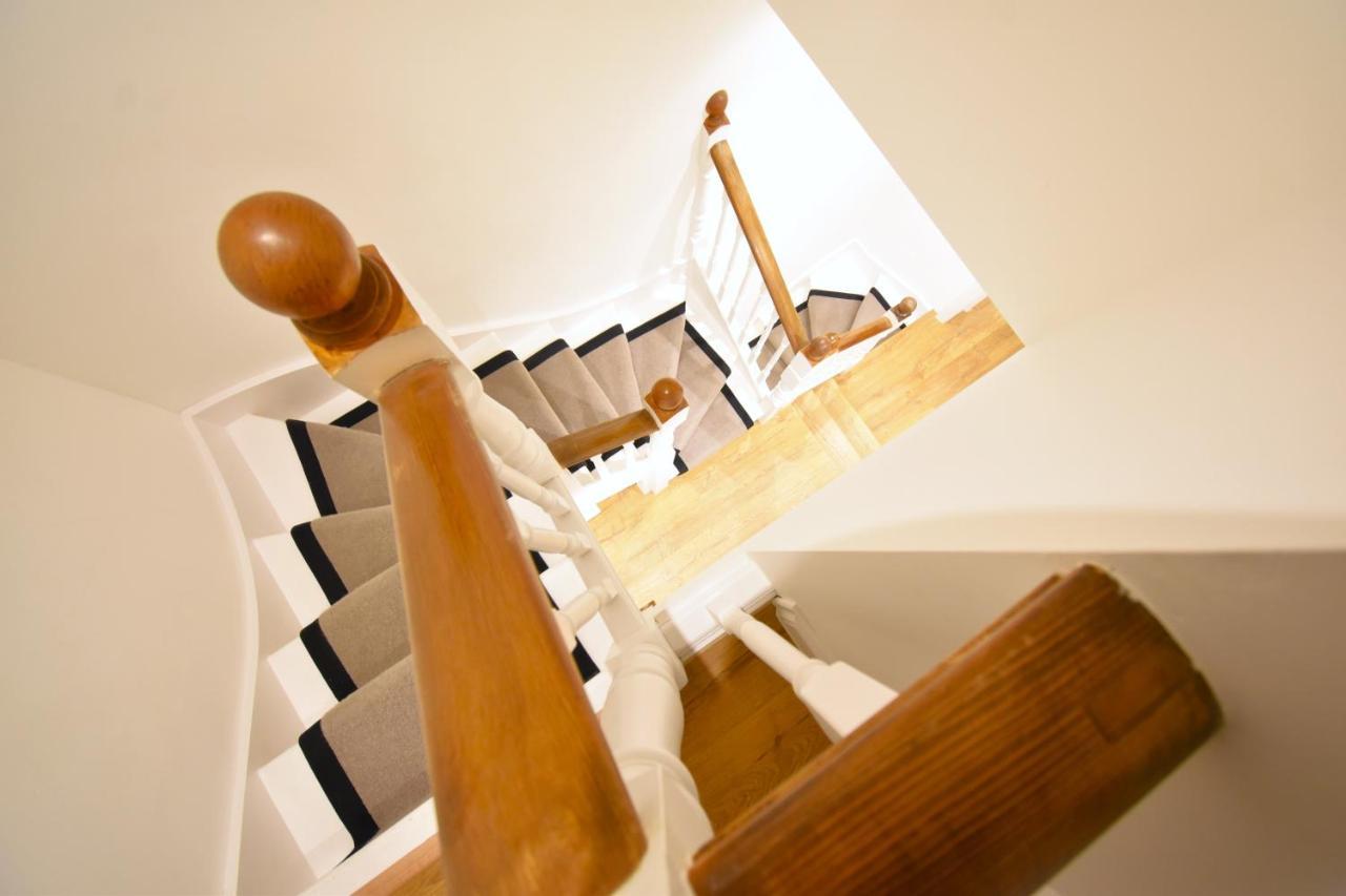 Stunning 3 Bed Apartment Londra Exterior foto